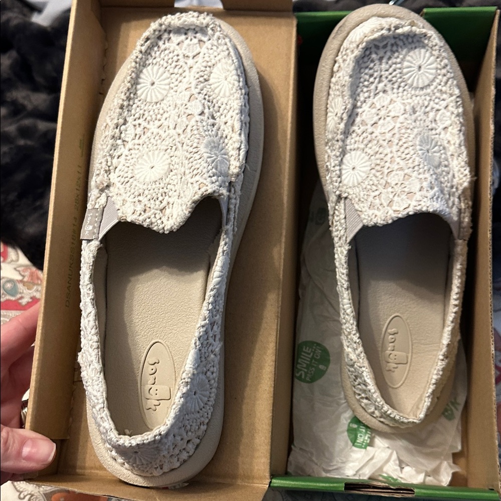 Sanuk Crochet Slip On Cream women’s size 7